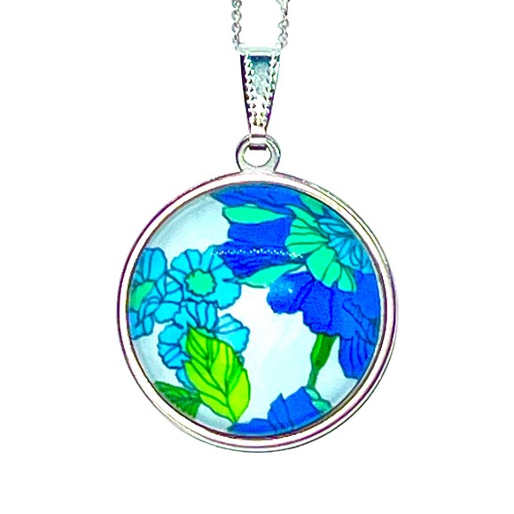 Blue Carnations Big Round Necklace - Picture 1 of 5